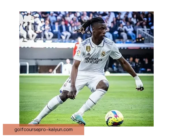 阿尔卡塞尔在多特时期表现稳健，成为关键进攻球员